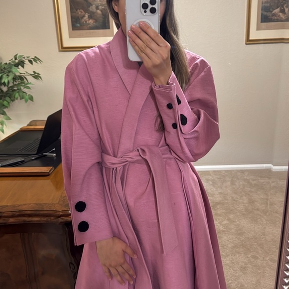 THE ROW
Gina Silk Coat - Picture 12 of 12